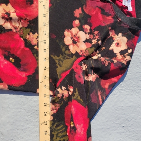 Susan Graver Womens Floral Liquid Knit Jacket Size L Black Red Full Zip Pockets - Picture 10 of 11